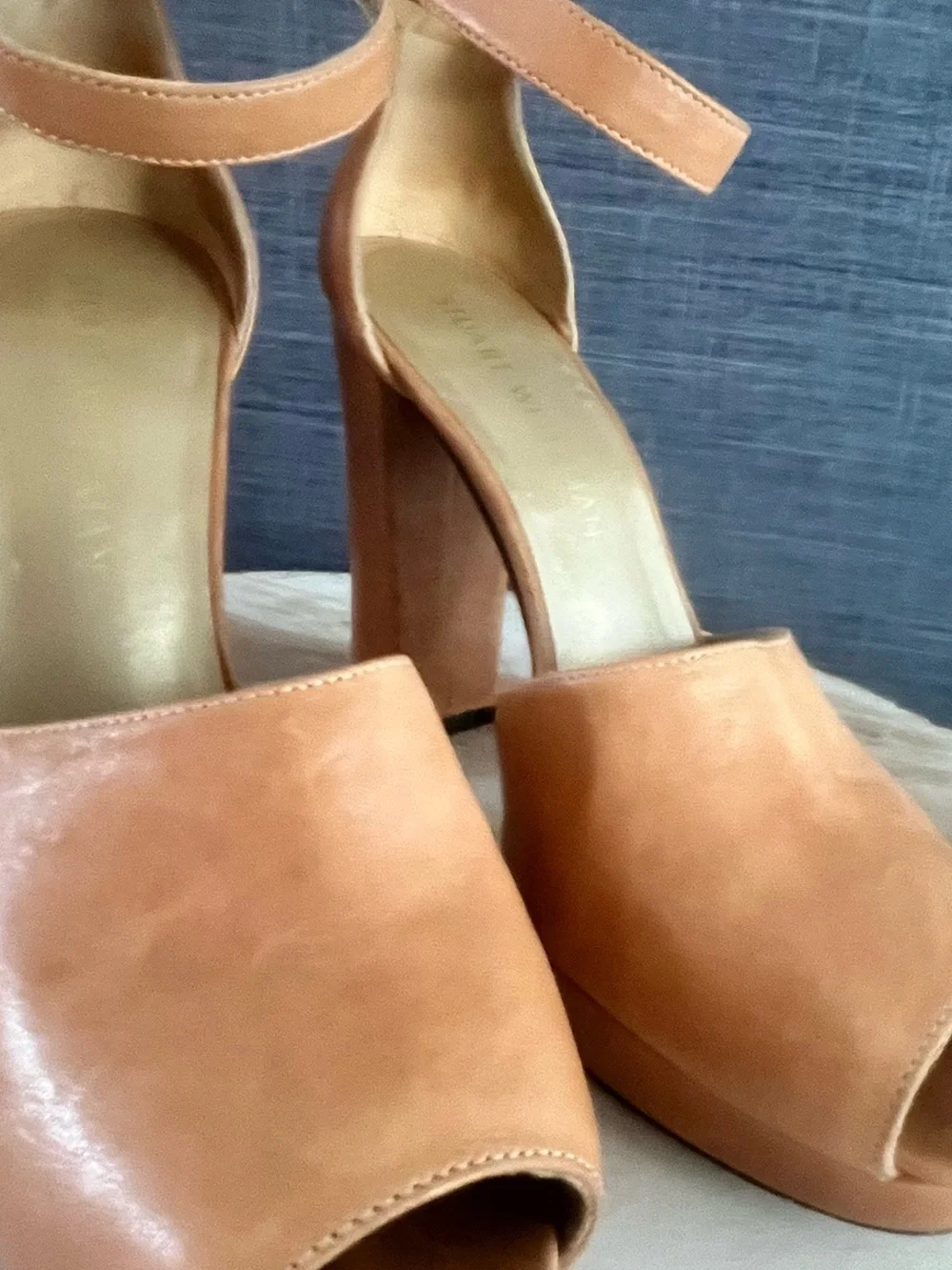 Stuart Weitzman Tan Leather Ankle Strap Platform Block Heel Sandals | Size 7.5